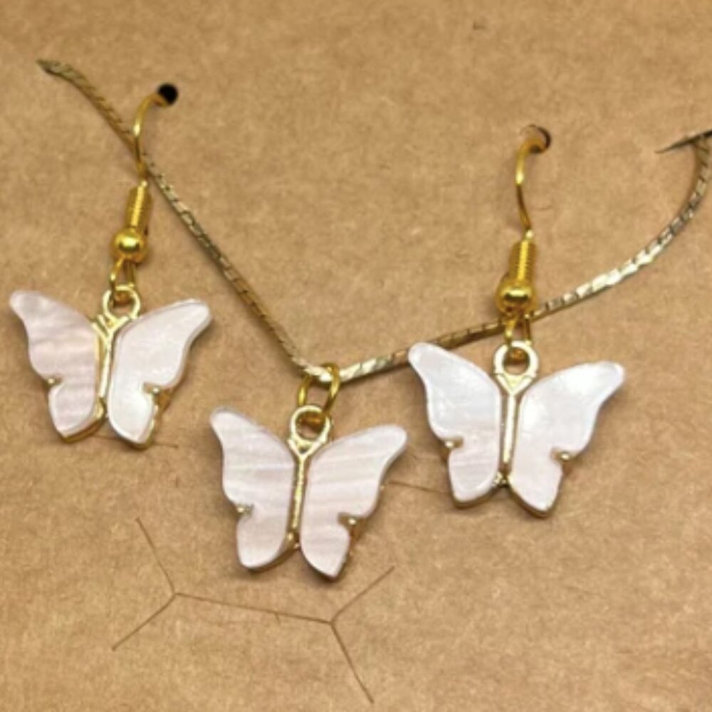 Light Pink Butterfly Earring and Necklace Set